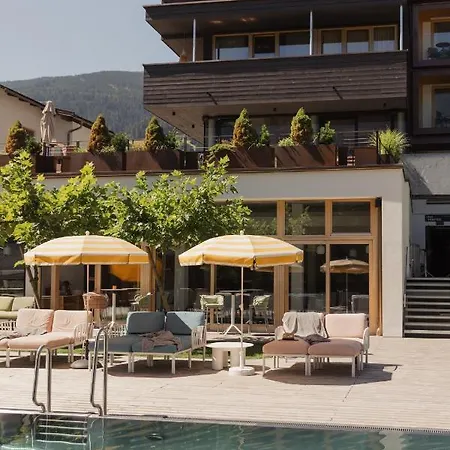 Hotel Mari Pop