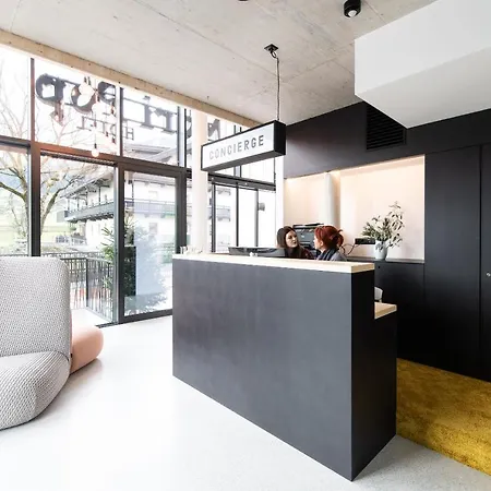 Mari Pop Hotel 3*